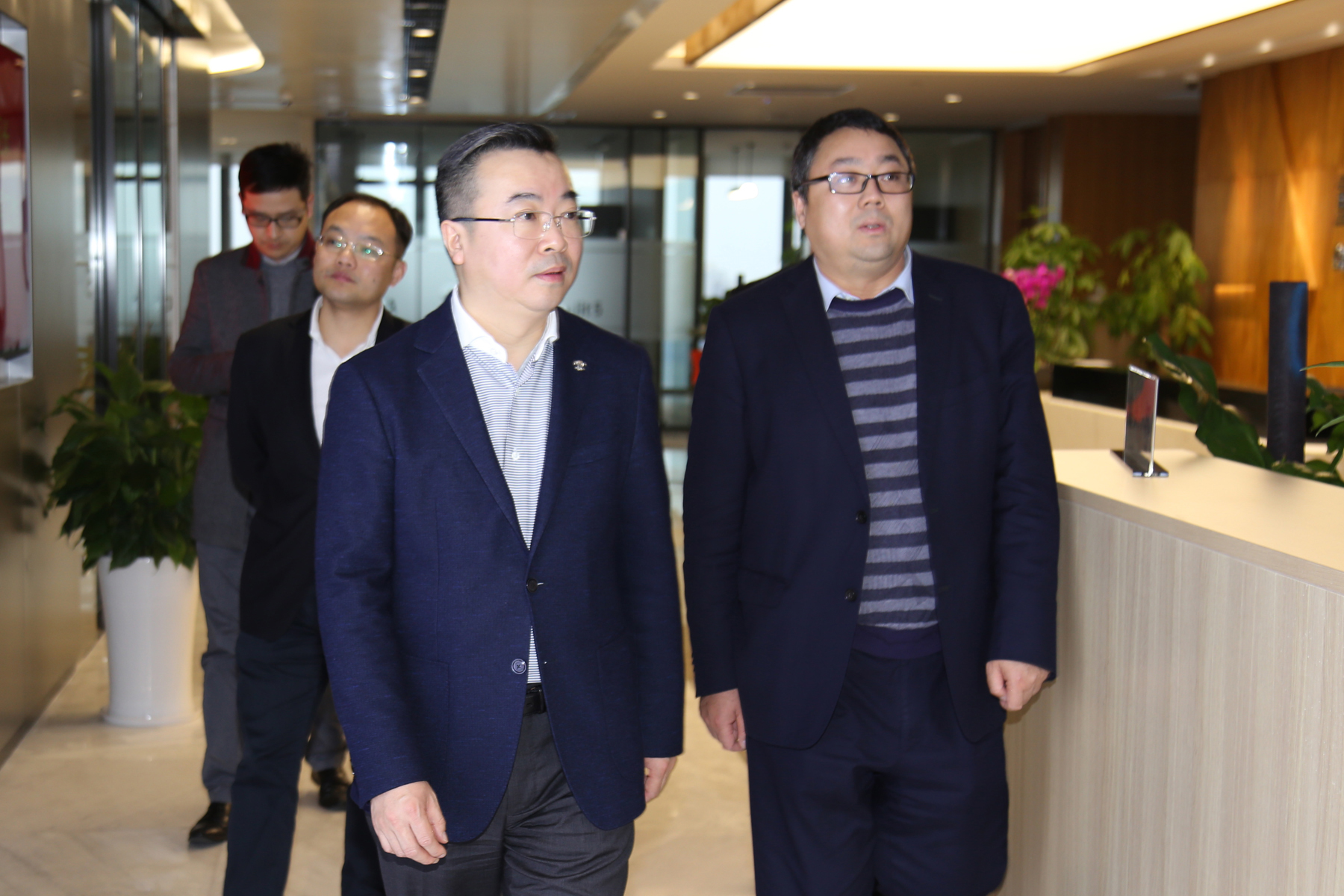 商奎区长实地调研康华会计师事务所发展状况-重庆康华会计师事务所